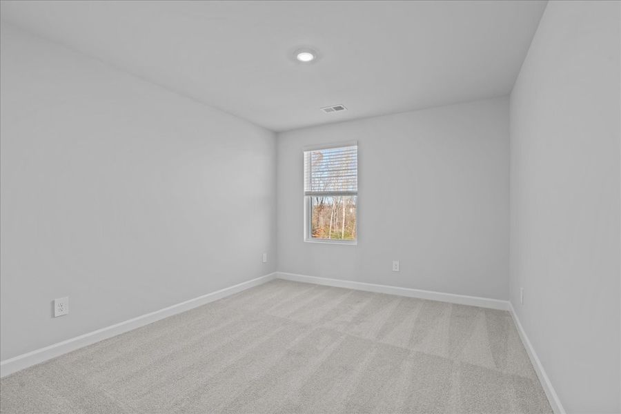 Spacious, unfurnished interior of a new home in Chatham Forest, Duncan (Image 20).