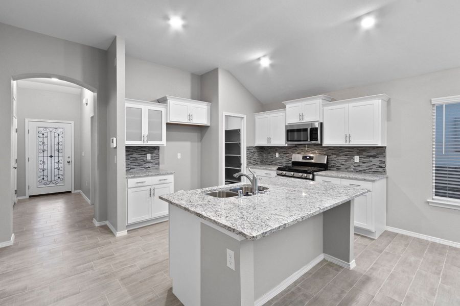 Furnished interior view inside a new home in Crossland, Socorro (Image 4).
