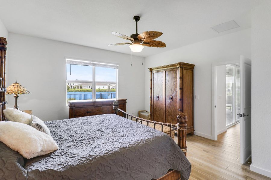 Primary Bd Lake View