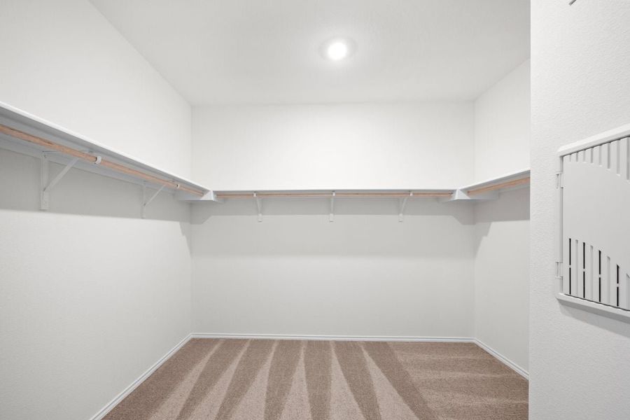 Spacious, unfurnished interior of a new home in Salerno - Hallmark Collection, Round Rock (Image 30).