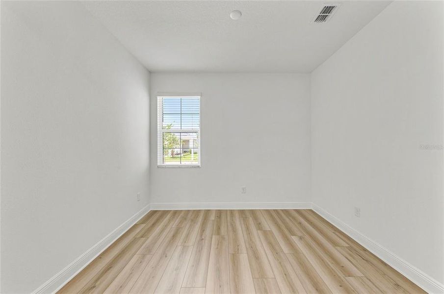 Spacious, unfurnished interior of a new home in SeaFlower, Bradenton (Image 47). Spacious, unfurnished interior of a new home in SeaFlower, Bradenton (Image 47).