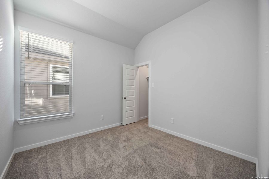 Spacious, unfurnished interior of a new home in Red Hawk Landing, San Antonio (Image 20).