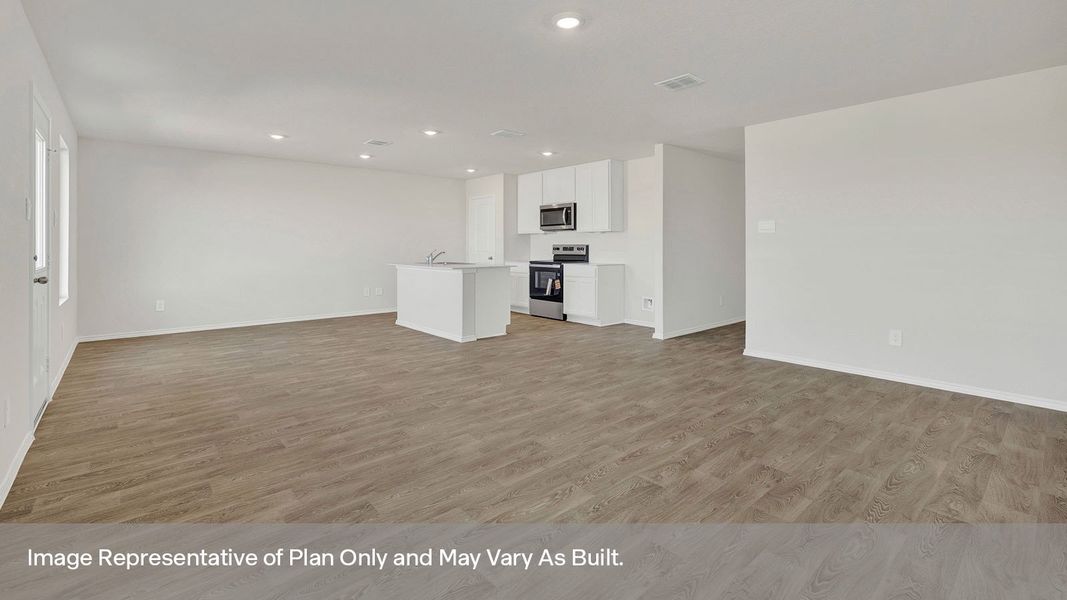 Spacious, unfurnished interior of a new home in Swenson Heights, Seguin (Image 16). Spacious, unfurnished interior of a new home in Swenson Heights, Seguin (Image 16).