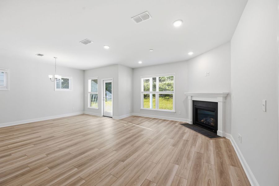 Spacious, unfurnished interior of a new home in Grand Arbor, Blythewood (Image 24).