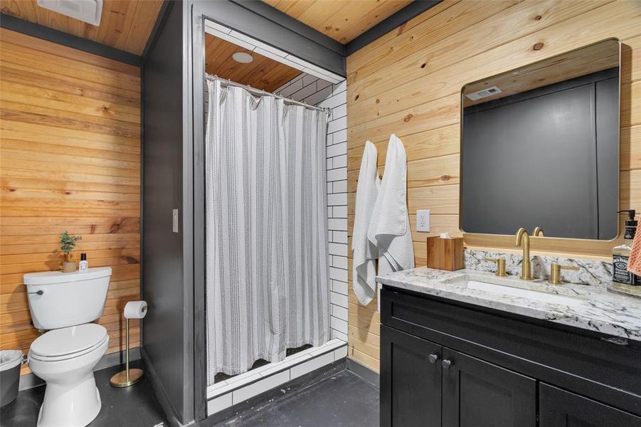 Furnished interior view inside a new home in , Breckenridge (Image 16).