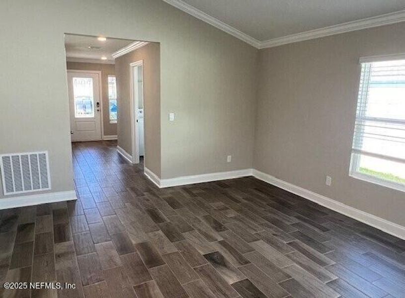 Spacious, unfurnished interior of a new home in Sawmill Branch, Palm Coast (Image 30).
