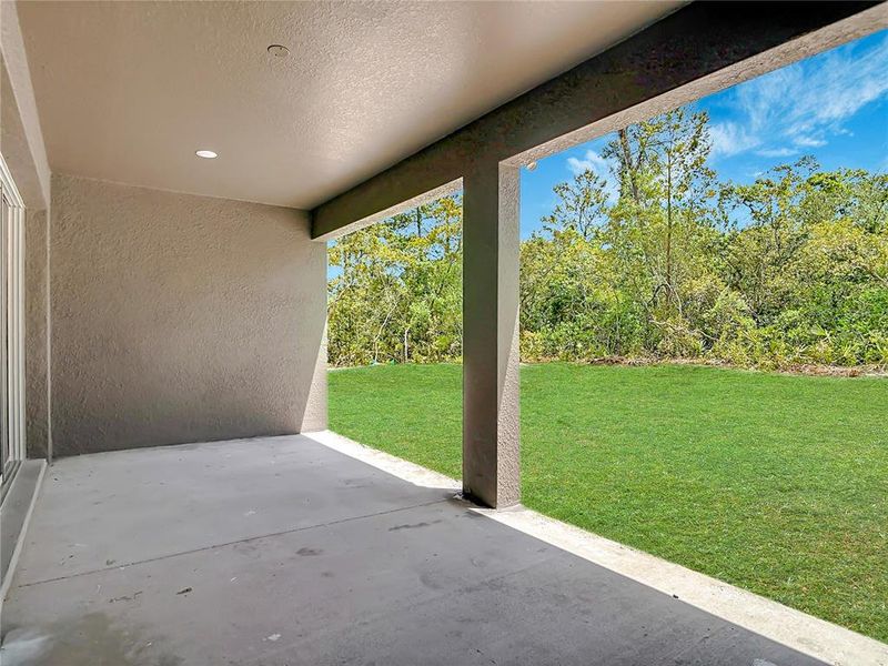 Exterior details and patio area of a home in , Eustis (Image 4).