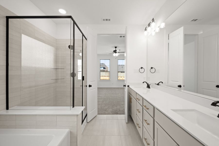 Furnished interior view inside a new home in Treeline, Justin (Image 16).