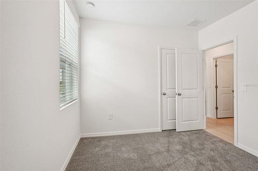 Spacious, unfurnished interior of a new home in , Lake Hamilton (Image 23).