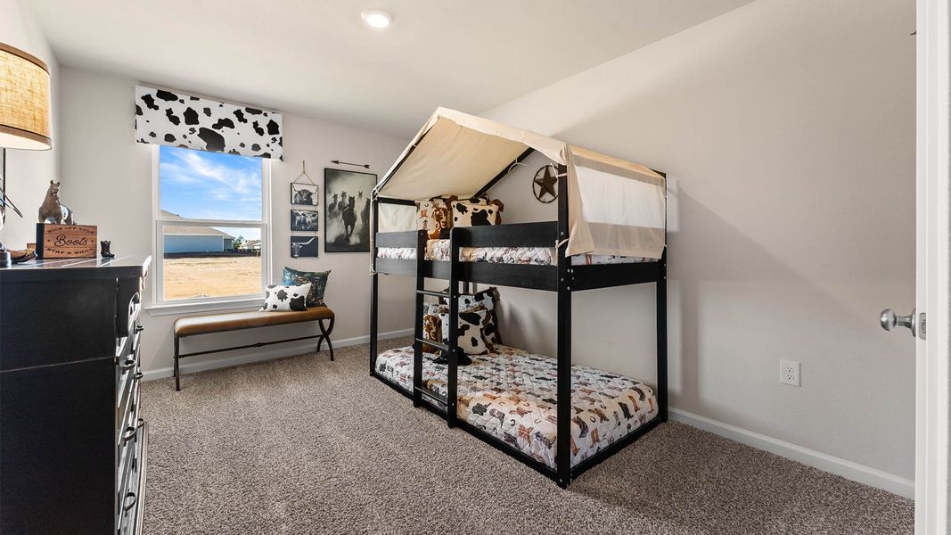 Furnished interior view inside a new home in Liberty, Panama City (Image 26).