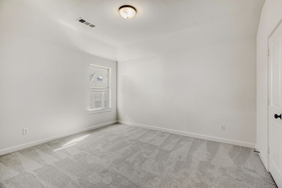 613 Damsel June - Bedroom 613 Damsel June - Bedroom