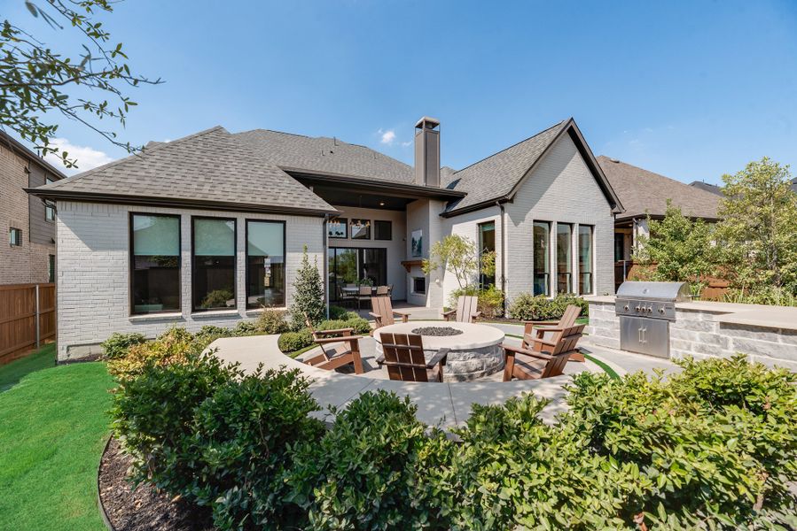 Representative exterior details of a home built from the Lakeside - SH 5434 by Shaddock Homes in Furst Ranch, Argyle (Image 34).