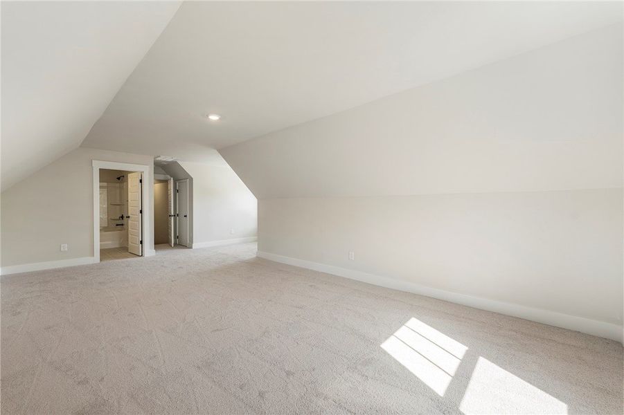 Spacious, unfurnished interior of a new home in Anderson County Homes, Belton (Image 22).