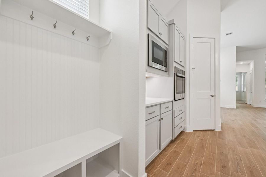 Furnished interior view inside a new home in Kresston, Montgomery (Image 18).