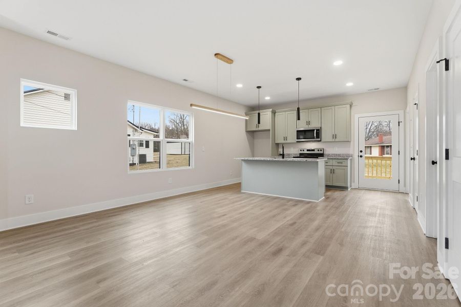 Spacious, unfurnished interior of a new home in , Kannapolis (Image 23).