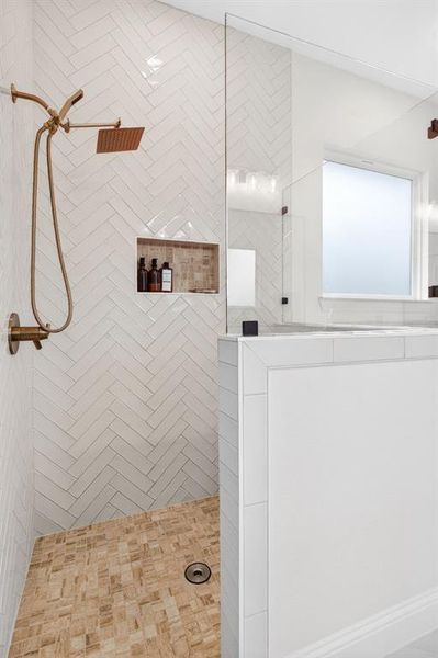 Full bath with walk in shower Full bath with walk in shower