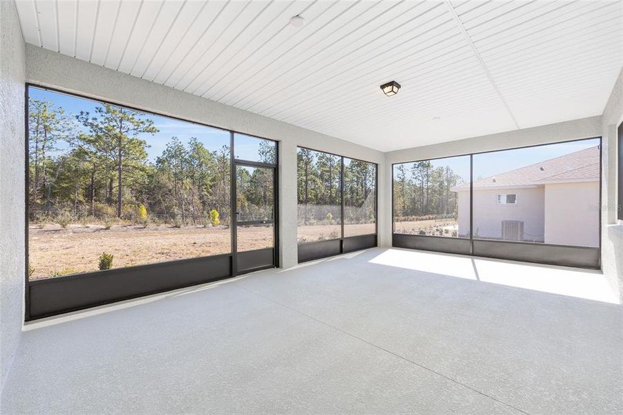 Exterior details and patio area of a home in , Ocala (Image 22).