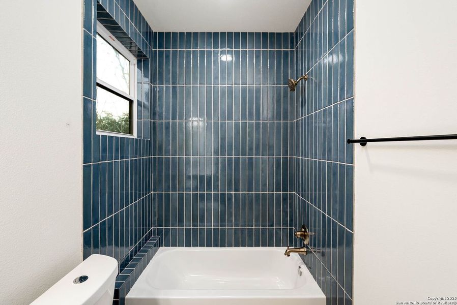 Furnished interior view inside a new home in , San Antonio (Image 9).