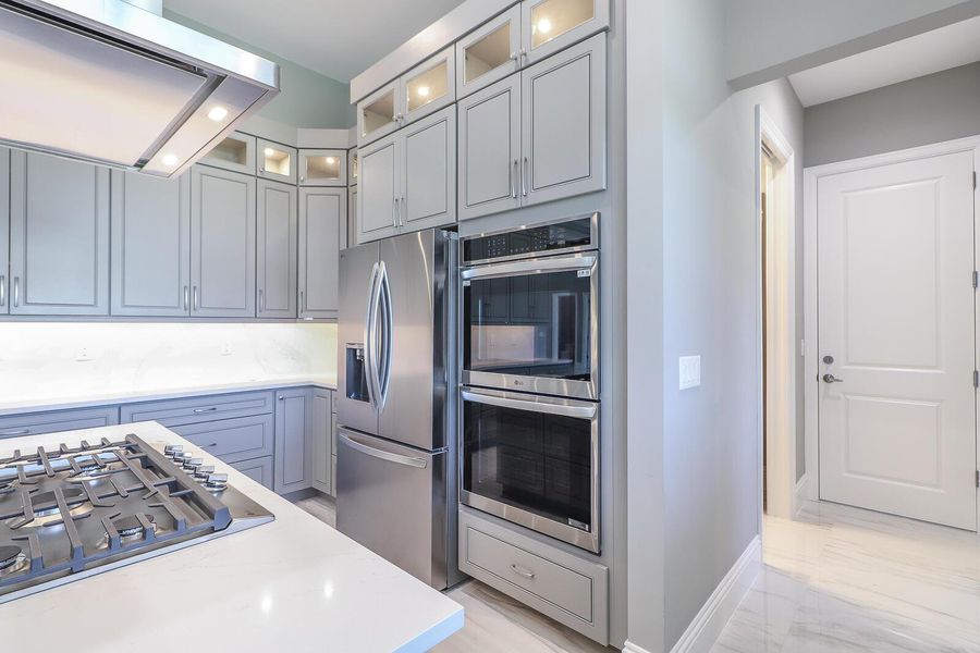 13-Kitchen 13-Kitchen