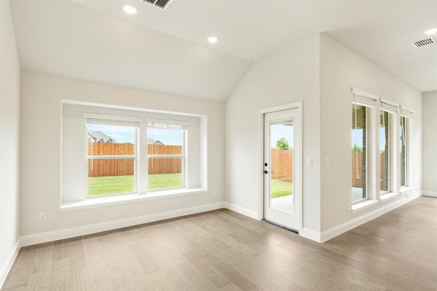 Spacious, unfurnished interior of a new home in The Retreat at North Grove 60, Waxahachie (Image 19). Spacious, unfurnished interior of a new home in The Retreat at North Grove 60, Waxahachie (Image 19).