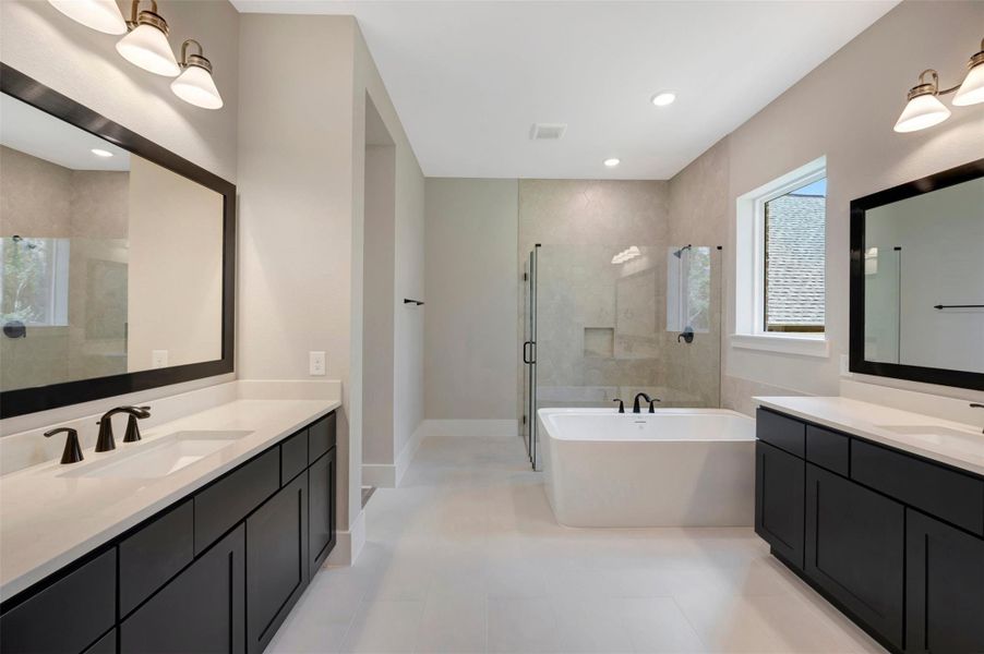 Furnished interior view inside a new home in The Woodlands Hills - Premier Collection, Willis (Image 26). Furnished interior view inside a new home in The Woodlands Hills - Premier Collection, Willis (Image 26).