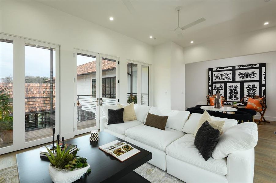 Furnished interior view inside a new home in , Dallas (Image 30).