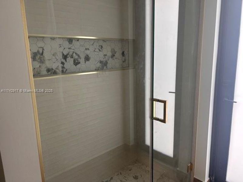 Image 23 of a home in .