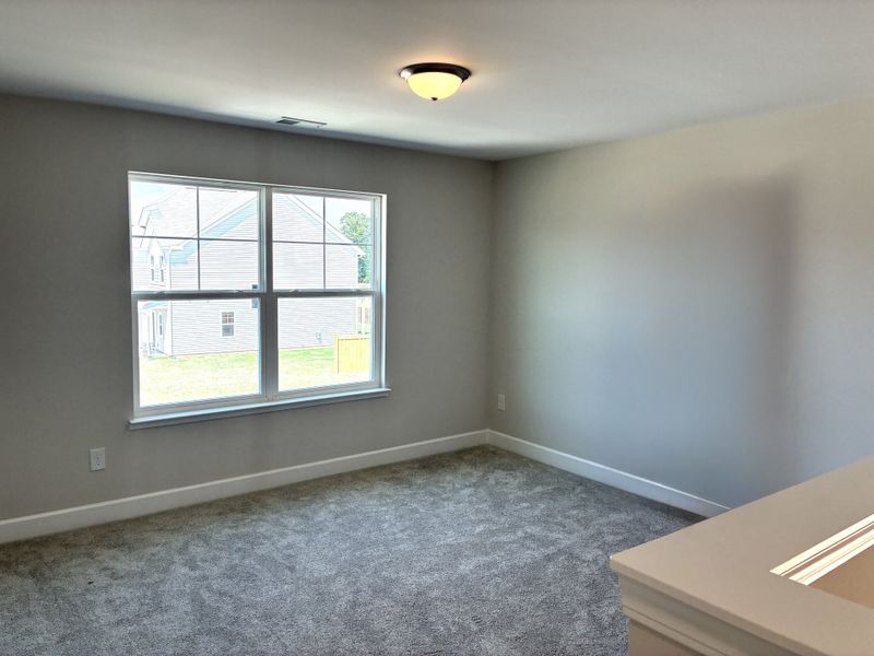 Spacious, unfurnished interior of a new home in Holly Ridge, Greenville (Image 15). Spacious, unfurnished interior of a new home in Holly Ridge, Greenville (Image 15).