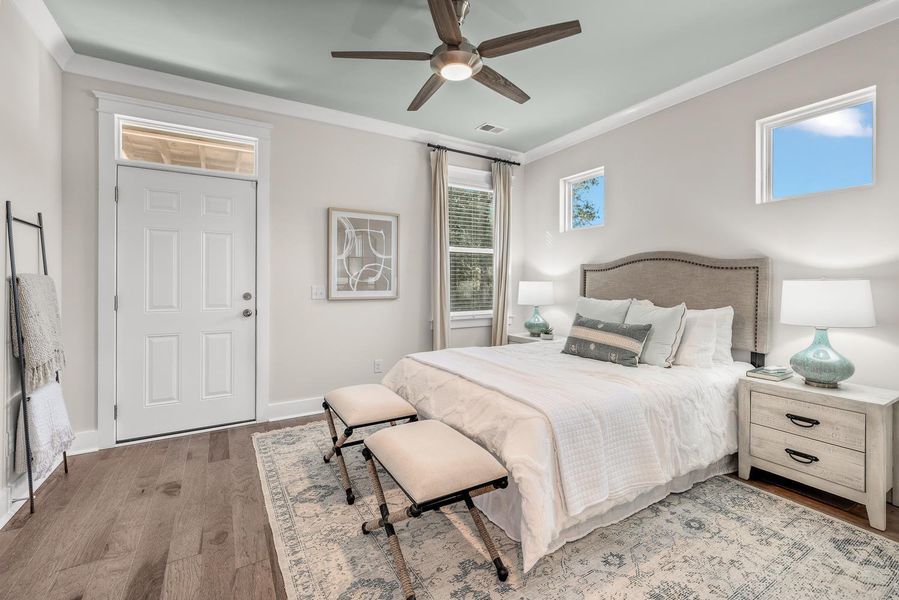 Furnished interior view inside a new home in , Charleston (Image 6).