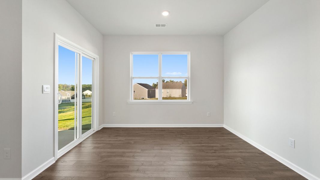 Spacious, unfurnished interior of a new home in Benjamin's Grove, Woodruff (Image 21). Spacious, unfurnished interior of a new home in Benjamin's Grove, Woodruff (Image 21).