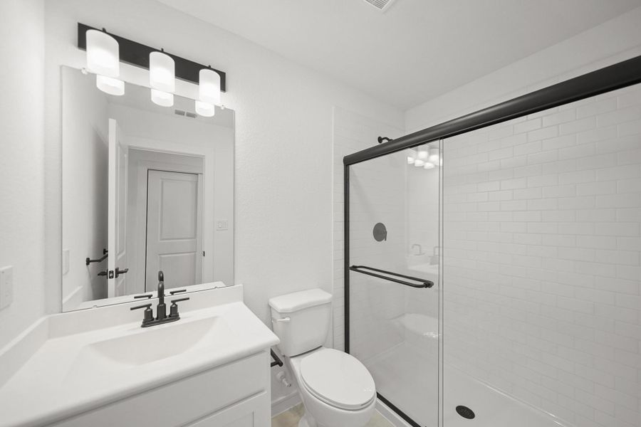 Bedroom 4 bath (*Photo not of actual home and used for illustration purposes only.) Bedroom 4 bath (*Photo not of actual home and used for illustration purposes only.)