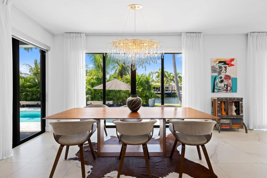 Furnished interior view inside a new home in , Fort Lauderdale (Image 23).