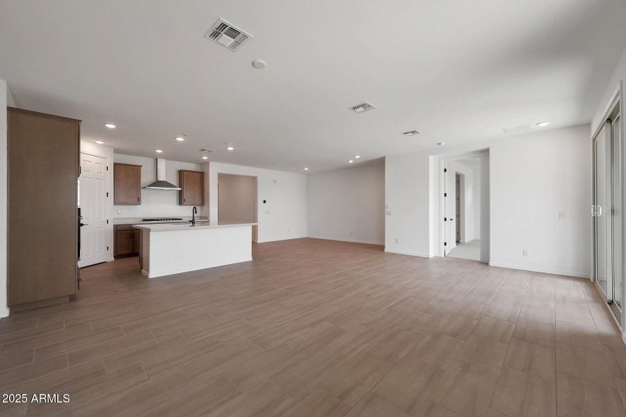 PHX_Landmarke_Lot 1066_Azure_779_Greatro