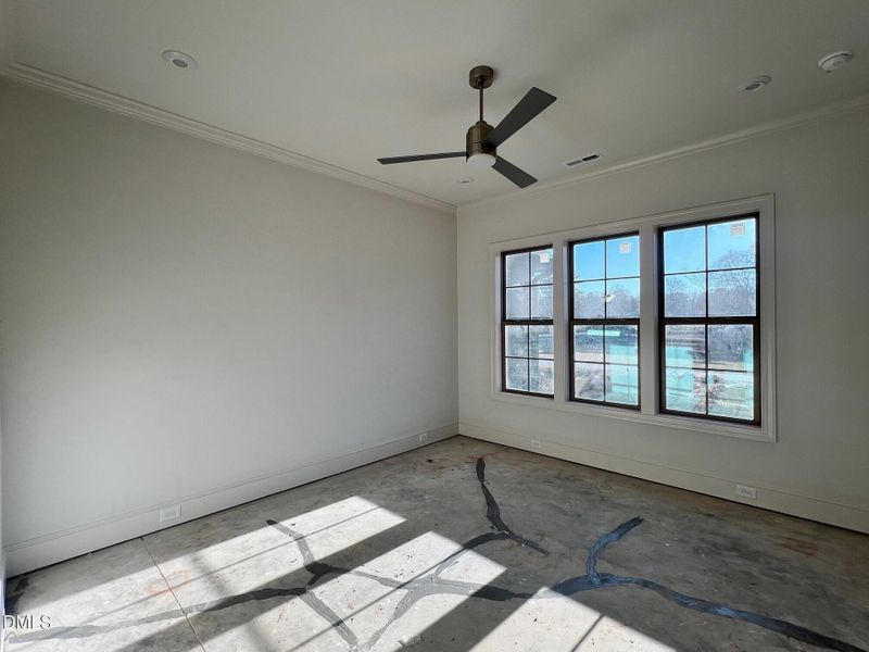 primary bed primary bed