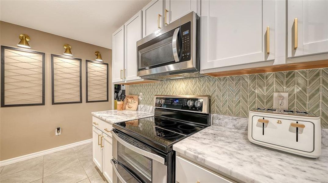 Furnished interior view inside a new home in Bella Lago, Parrish (Image 11).