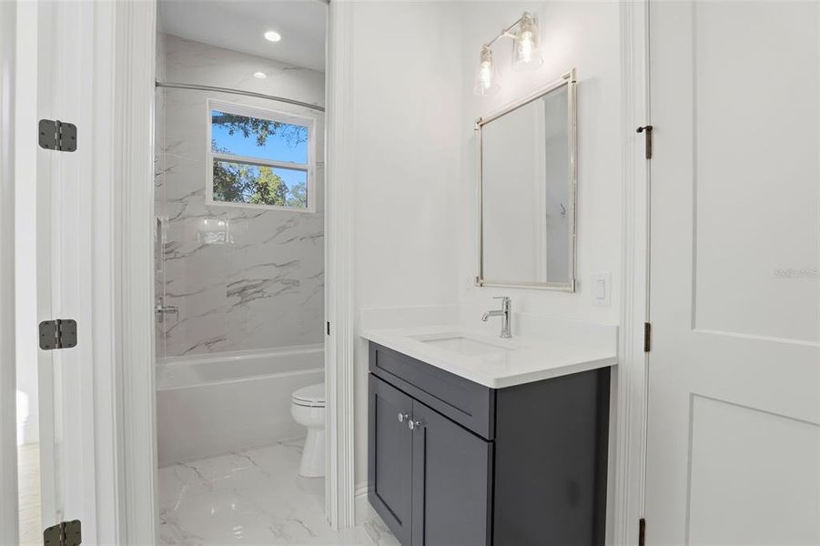 Furnished interior view inside a new home in , Orlando (Image 5).