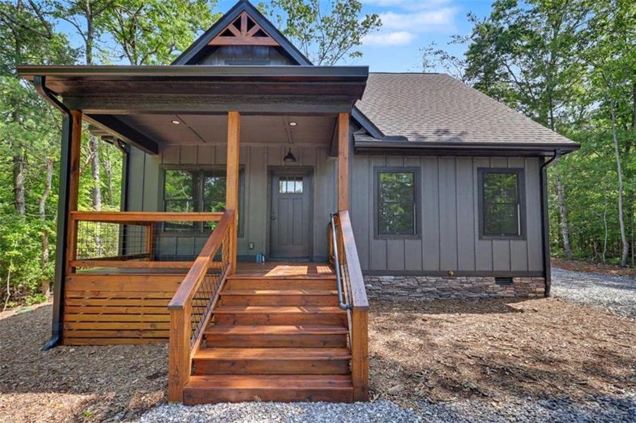 Exterior details and patio area of a home in , Blairsville (Image 3).