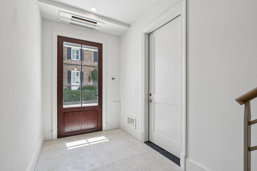 Spacious, unfurnished interior of a new home in , Charleston (Image 25).