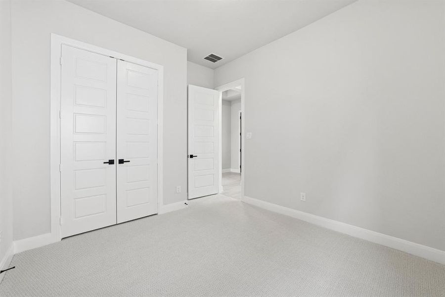 Spacious, unfurnished interior of a new home in Painted Tree - Classic Series, McKinney (Image 20). Spacious, unfurnished interior of a new home in Painted Tree - Classic Series, McKinney (Image 20).