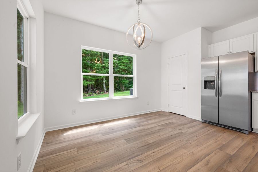 Spacious, unfurnished interior of a new home in Jackson Hills, Clarksville (Image 20).