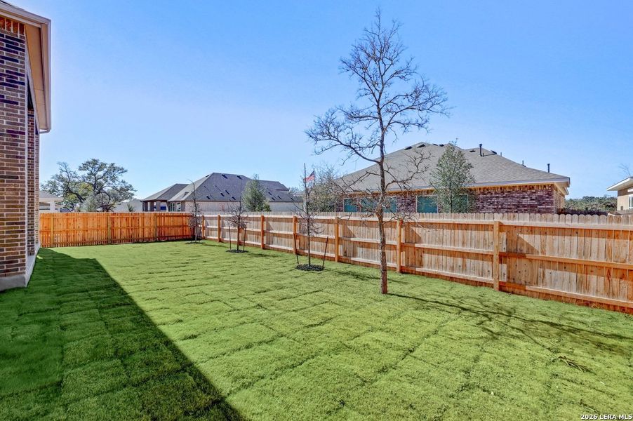 Exterior details and patio area of a home in Davis Ranch, San Antonio (Image 3).