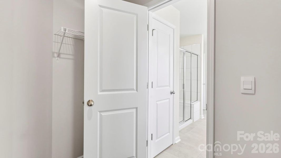 Spacious, unfurnished interior of a new home in , Hendersonville (Image 29). Spacious, unfurnished interior of a new home in , Hendersonville (Image 29).