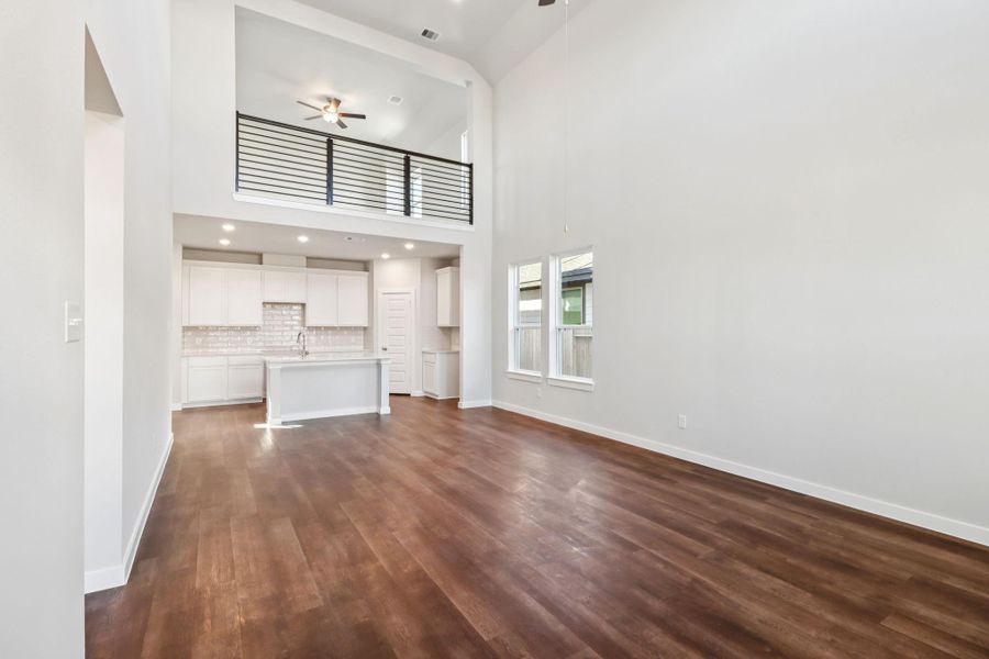Spacious, unfurnished interior of a new home in Bluestem, Brookshire (Image 26).