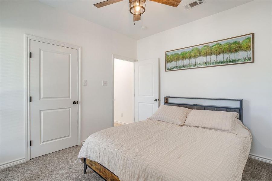 Furnished interior view inside a new home in , Granbury (Image 10).