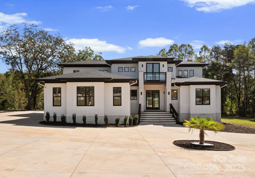 Image 36 of a home in . Image 36 of a home in .