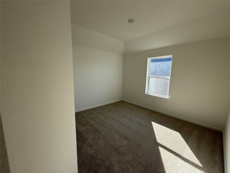 Spacious, unfurnished interior of a new home in Austin Point, Richmond (Image 11).
