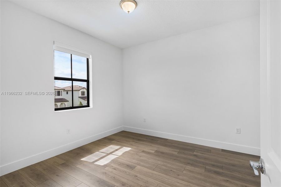 Spacious, unfurnished interior of a new home in , Immokalee (Image 31).