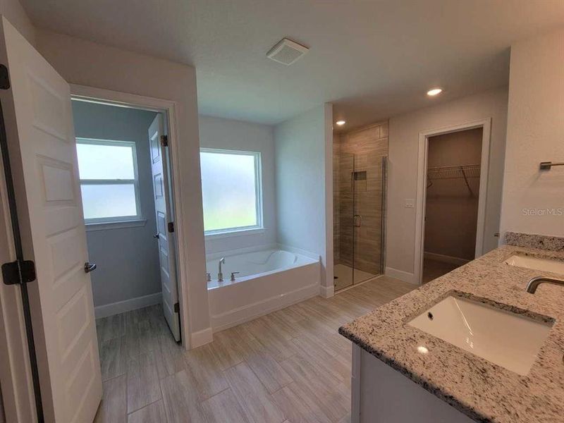 Image 22 of a home in Marion Oaks.