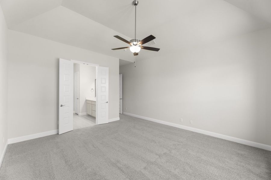 Spacious, unfurnished interior of a new home in Lake Shore Village, Rowlett (Image 23).