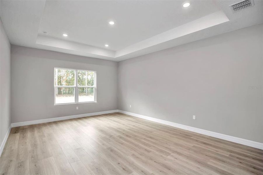 Spacious, unfurnished interior of a new home in , Beverly Hills (Image 29). Spacious, unfurnished interior of a new home in , Beverly Hills (Image 29).